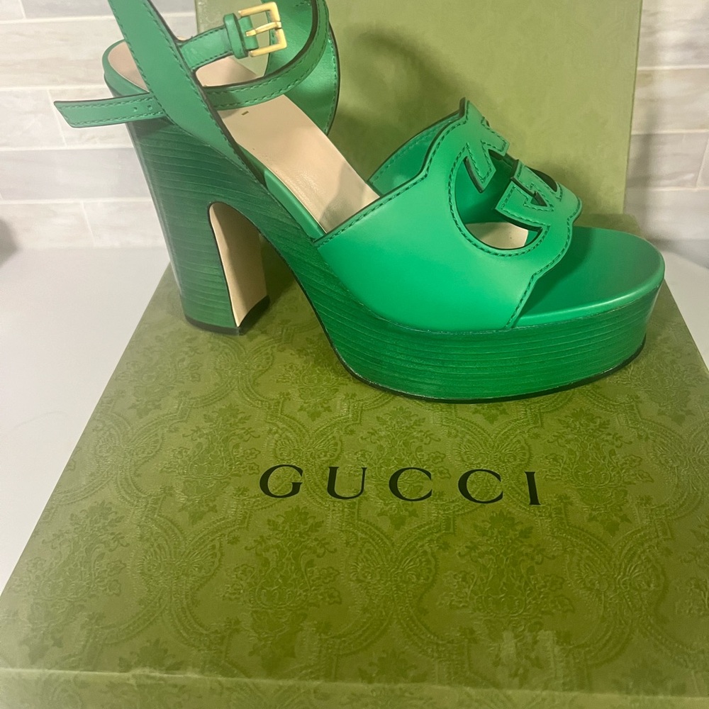 Brand New - Gucci Interlocking G cutout Women's Platform Sandals ( Green)
